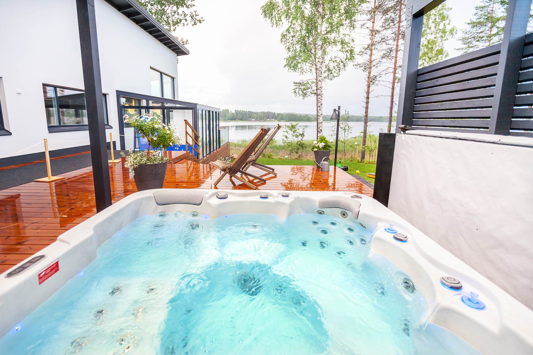 Kosteusturvakoti_jacuzzi-2